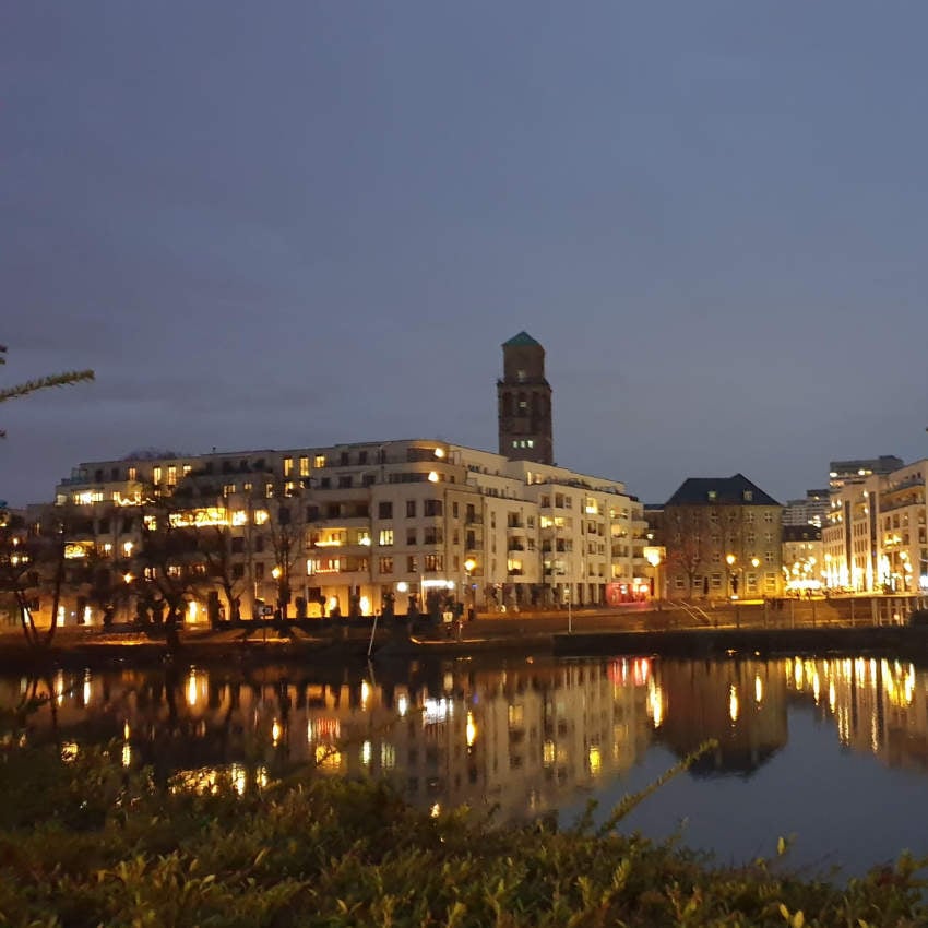 2M5ER0H_850x850 Mülheim bei Nacht