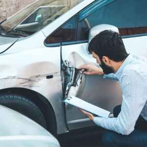 auto-totalschaden_300x300_2022_09 auto-totalschaden_300x300_2022_09