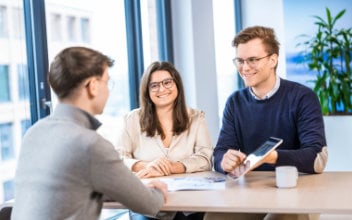 berufseinsteiger-vertrieb_352x220_2023_11 berufseinsteiger_352x220_2023_11