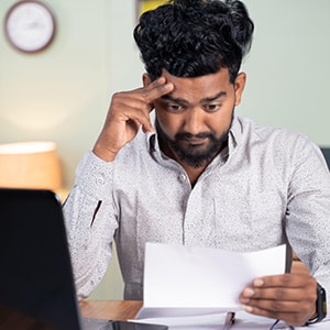 besorgte-miene_300x300_2021_11