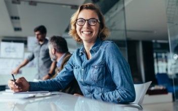 gesunder-arbeitsplatz_352x220_2022_01 gesunder-arbeitsplatz_352x220_2022_01