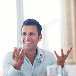 kommunikation-mit-haenden_300x300_2022_07 kommunikation-mit-haenden_300x300_2022_07