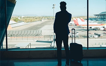 reiseversicherung-ratgeber_352x220_2021_11