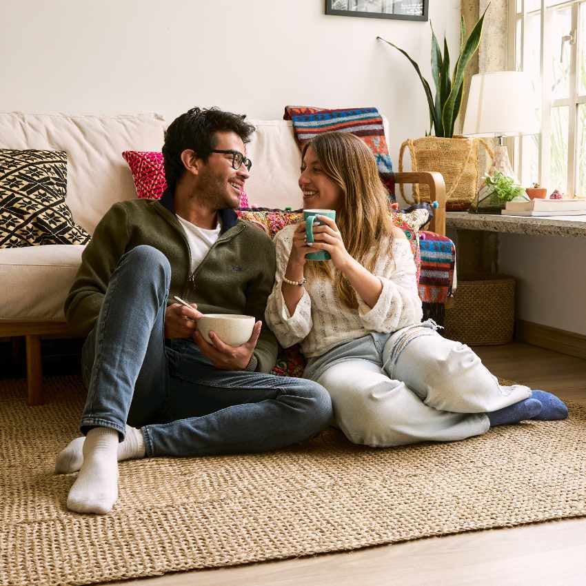 Colombia_couple_at_home_carmentrianaa Colombia_couple_at_home_carmentrianaa