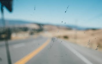 steinschlag-am-auto_352x220_2022_08 steinschlag-am-auto_352x220_2022_08