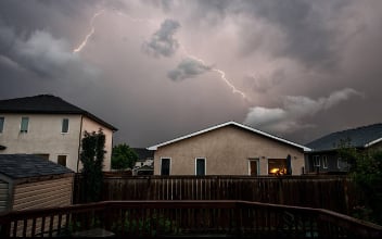 ueberspannungsschutzv2_352x220_2022_07 ueberspannungsschutzv2_352x220_2022_07