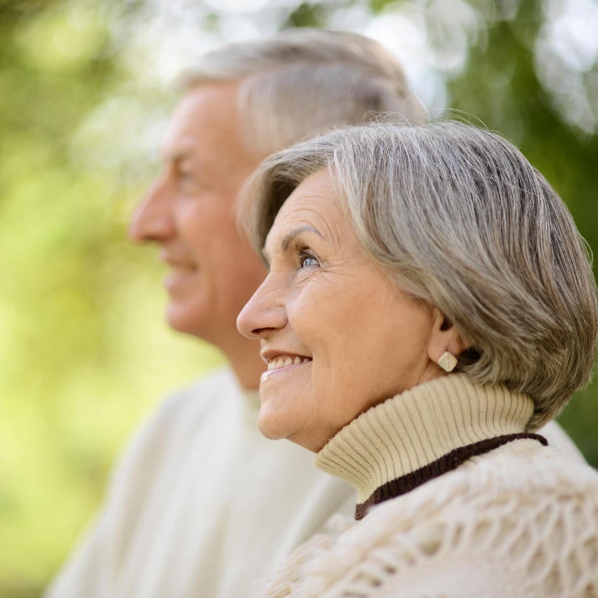 zufriedenes älteres Paar