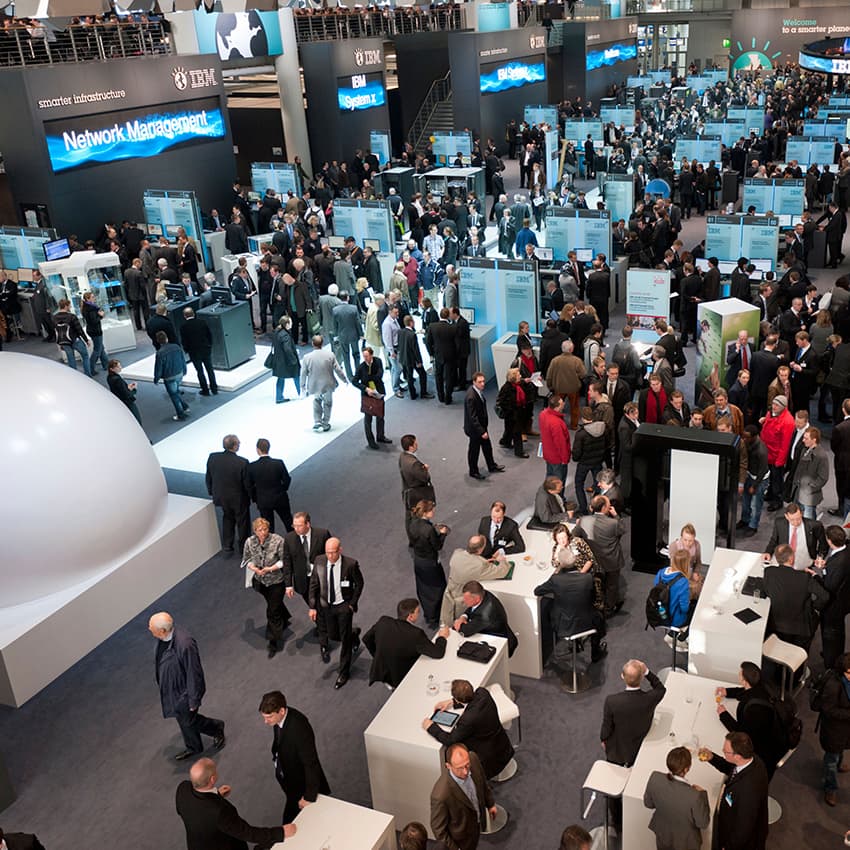 ausstellungsversicherung_850x850_2021_03 ausstellungsversicherung_850x850_2021_03