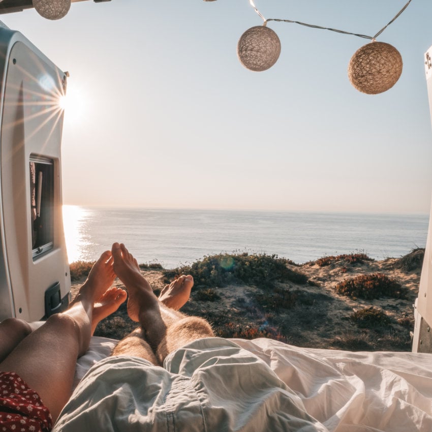 wohnwagen-versicherung_850x850_2024_02 Aussicht aus dem Wohnwagen