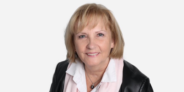 15 brigitte nussrainer