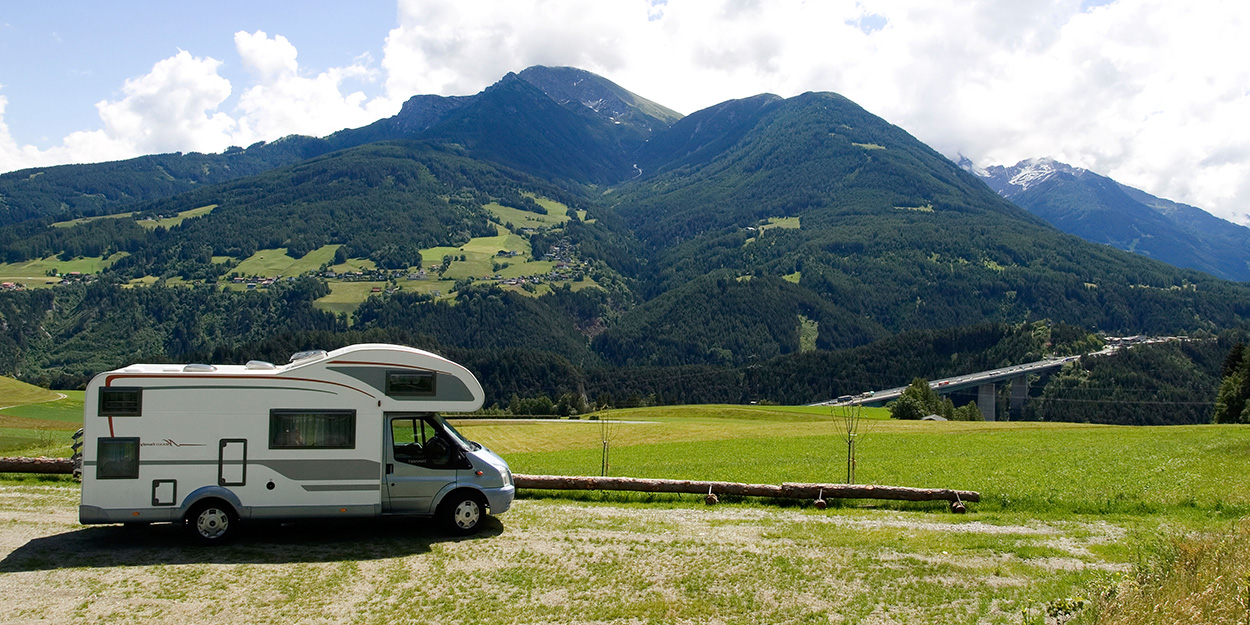 Camping Header