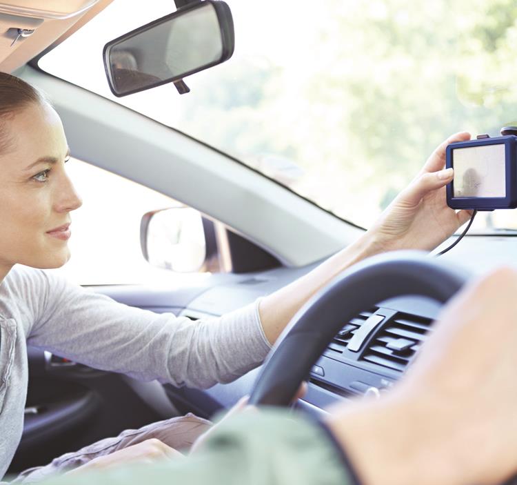 Nutzliche Gadgets Furs Auto Zurich De