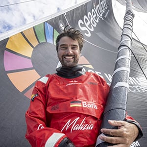 a-race-we-must-win_300x300_2021_05 a-race-we-must-win_300x300_2021_05